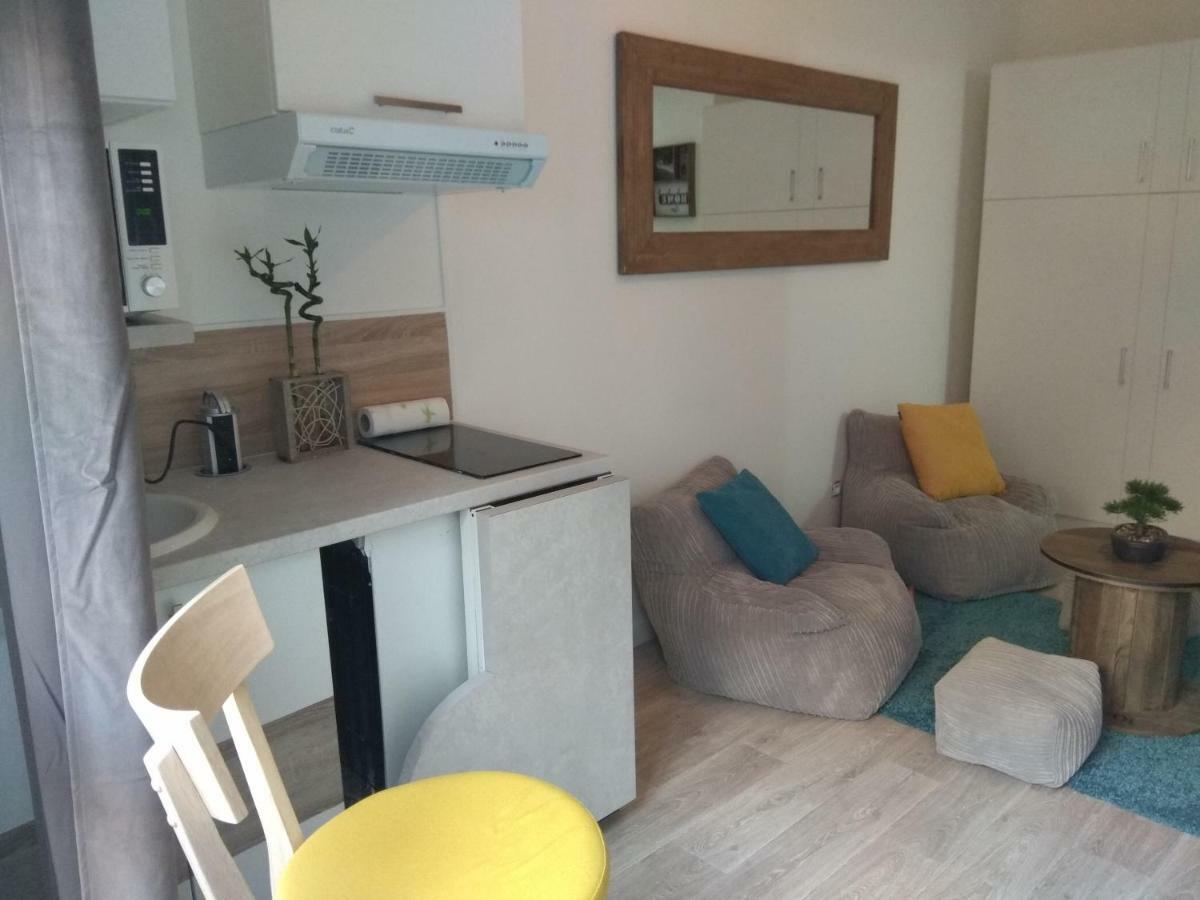 Chic Studio Near Paris Daire Saint-Denis  Dış mekan fotoğraf